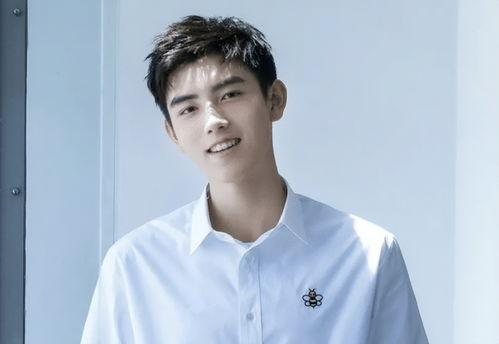 娱乐吃瓜君陈飞宇